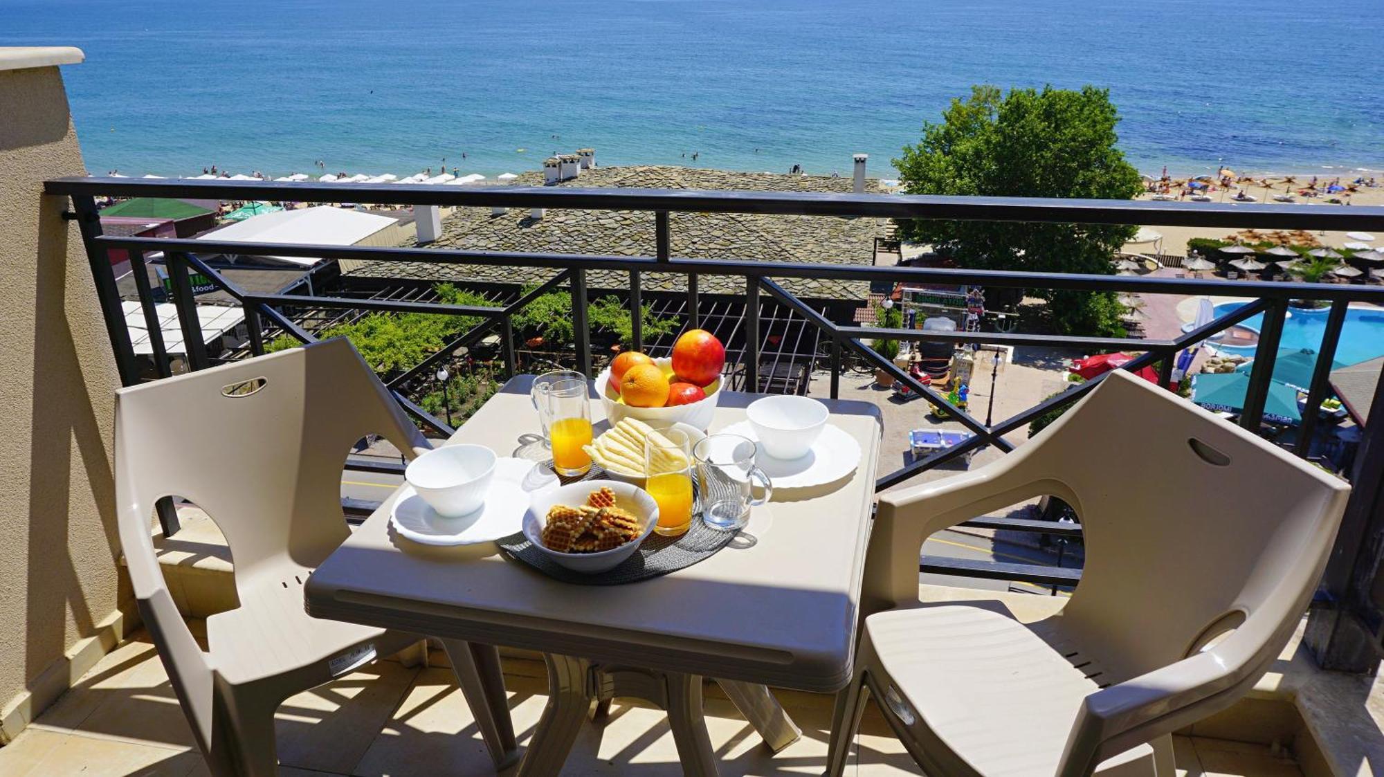 Apartments Sirena First Line - Апартаменти Сирена На Първа Линия Golden Sands Esterno foto