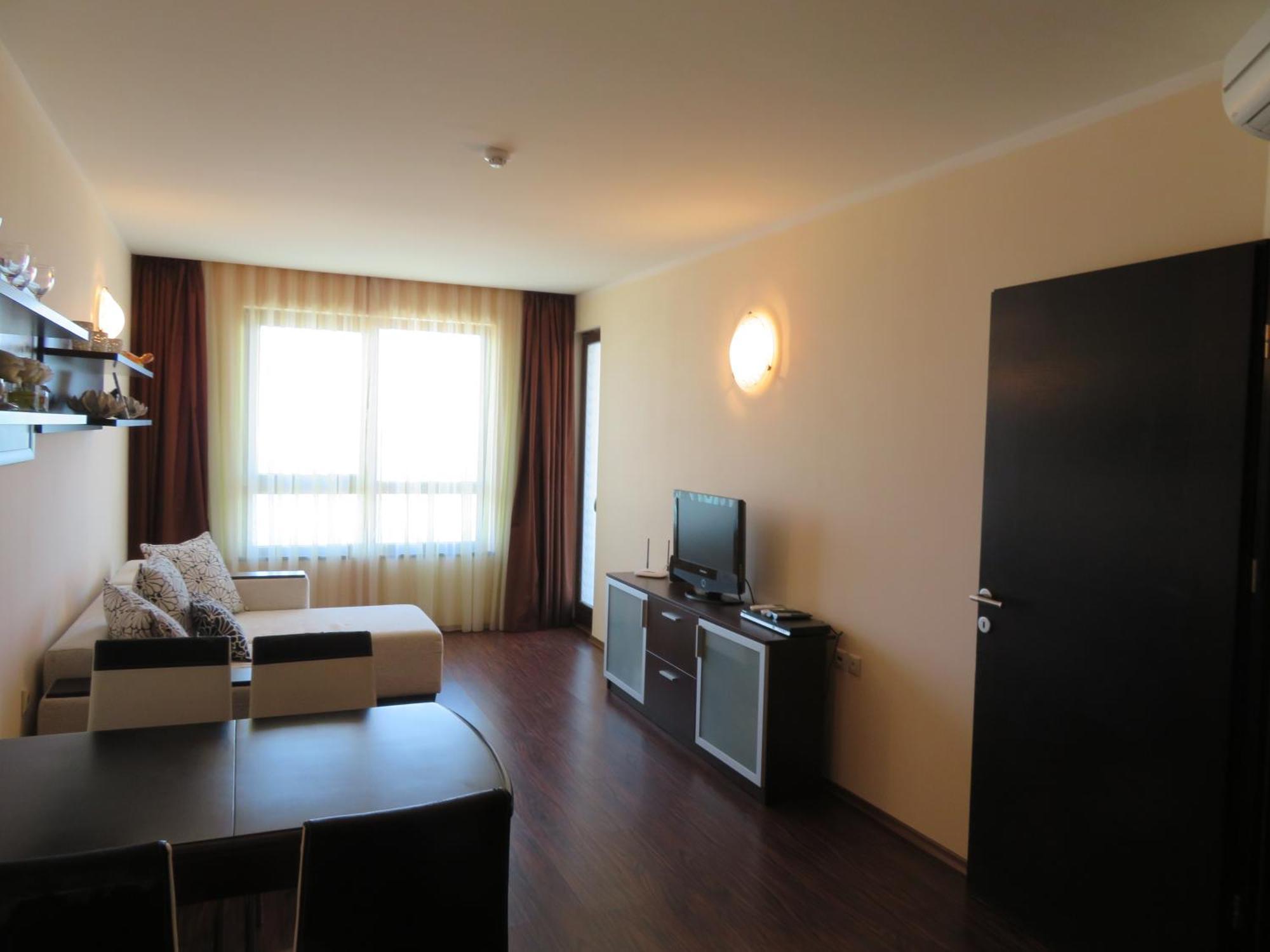 Apartments Sirena First Line - Апартаменти Сирена На Първа Линия Golden Sands Esterno foto